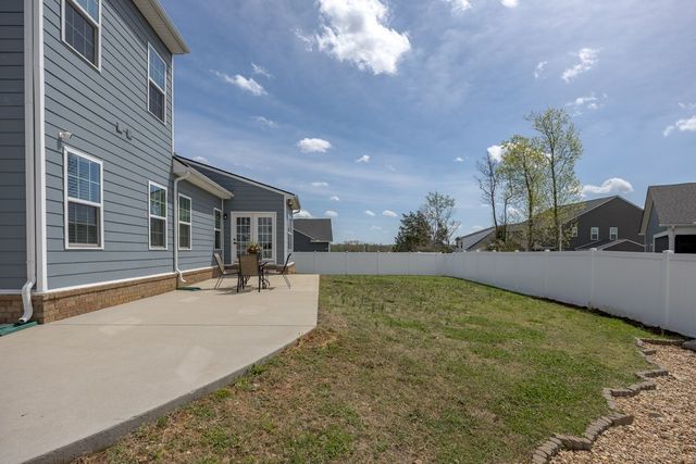 1610 Lila Dr, Murfreesboro, TN 37128