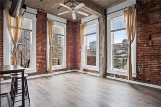 113 W 5th Street 206, Kansas City, MO 64105