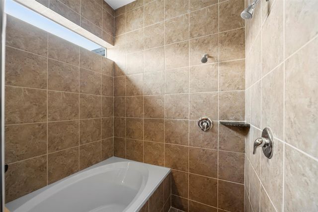 3018 Commerce Street, Houston, TX 77003