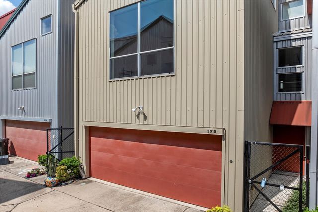 3018 Commerce Street, Houston, TX 77003