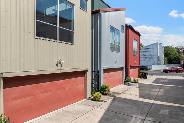 3018 Commerce Street, Houston, TX 77003