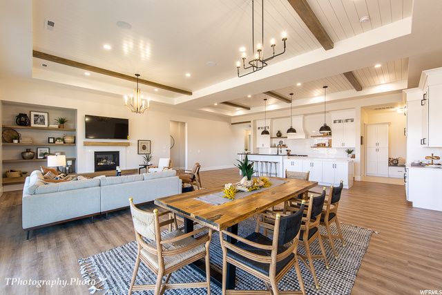 56 W ELINOR LN, Washington, UT 84780