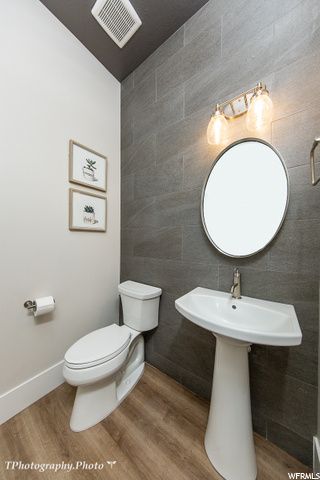 56 W ELINOR LN, Washington, UT 84780