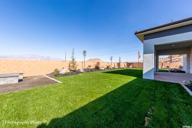 56 W ELINOR LN, Washington, UT 84780