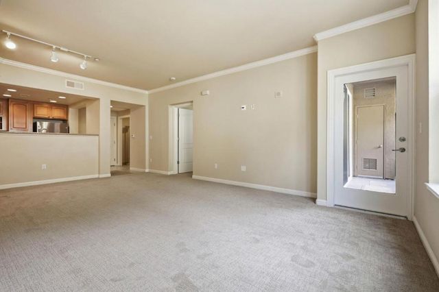 2210 Gellert Boulevard 5107, South San Francisco, CA 94080