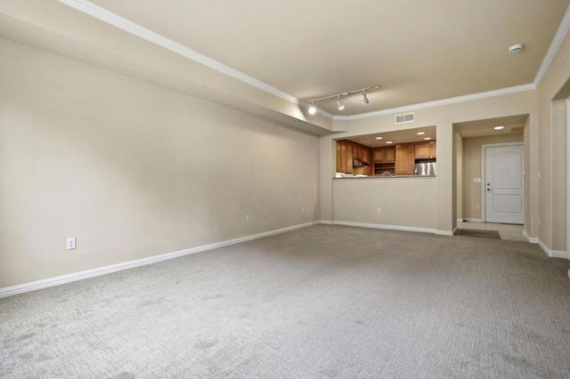 2210 Gellert Boulevard 5107, South San Francisco, CA 94080