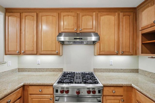 2210 Gellert Boulevard 5107, South San Francisco, CA 94080