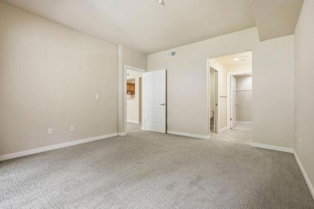 2210 Gellert Boulevard 5107, South San Francisco, CA 94080