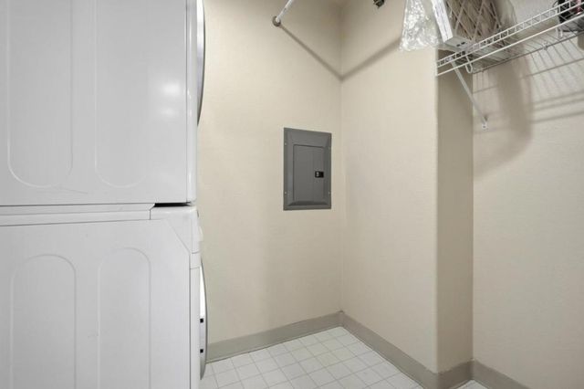 2210 Gellert Boulevard 5107, South San Francisco, CA 94080