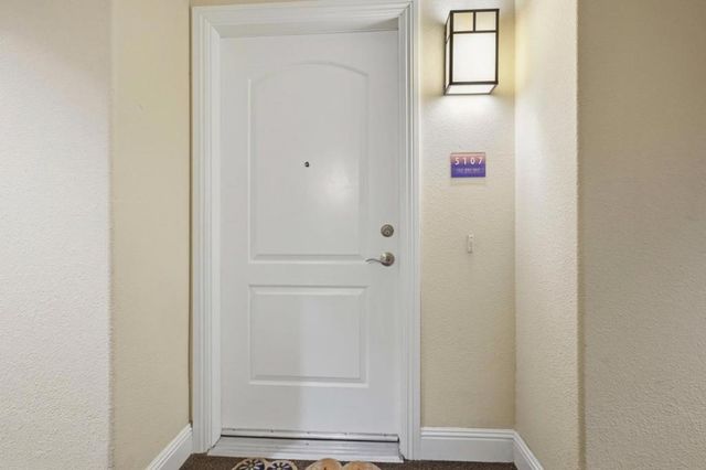 2210 Gellert Boulevard 5107, South San Francisco, CA 94080