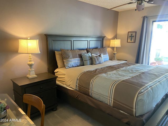 9734 W KERRY Lane, Peoria, AZ 85382