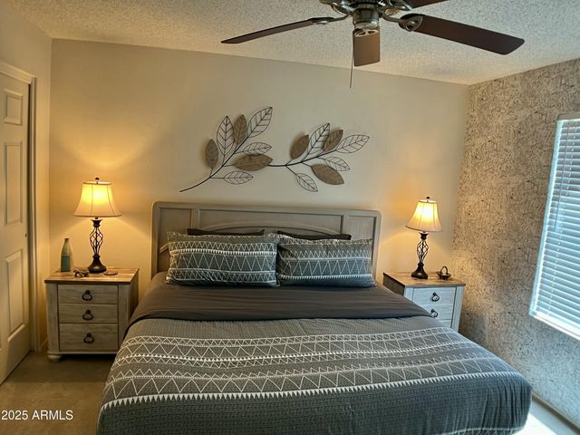 9734 W KERRY Lane, Peoria, AZ 85382