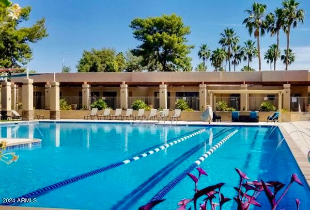 9734 W KERRY Lane, Peoria, AZ 85382