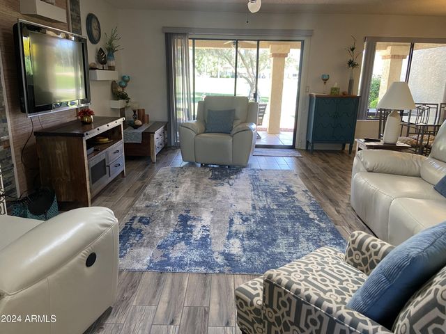 9734 W KERRY Lane, Peoria, AZ 85382