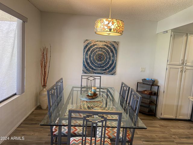 9734 W KERRY Lane, Peoria, AZ 85382