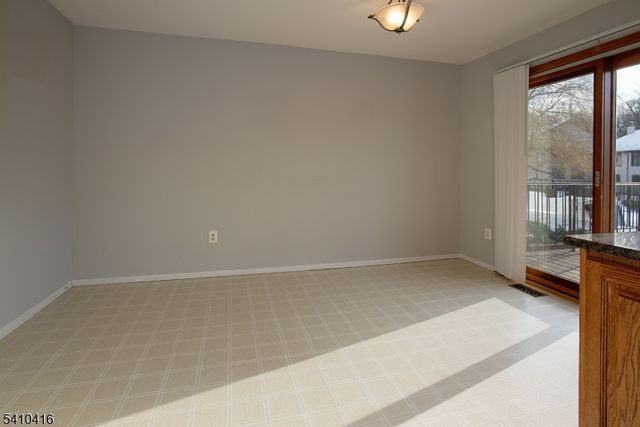 15291 Aspen Ct 291, Stanhope Boro, NJ 07874