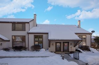 15291 Aspen Ct 291, Stanhope Boro, NJ 07874