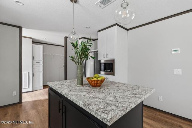 2817 SPRING Drive, Middleburg, FL 32068