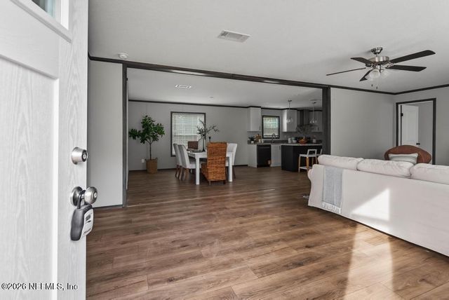 2817 SPRING Drive, Middleburg, FL 32068