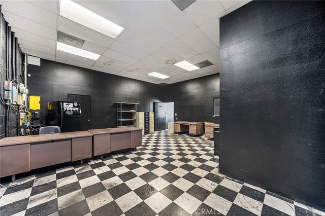960 West Holt Boulevard, Ontario, CA 91762