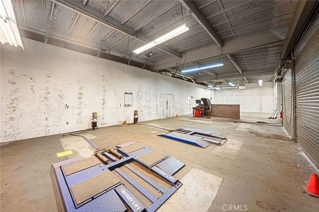 960 West Holt Boulevard, Ontario, CA 91762