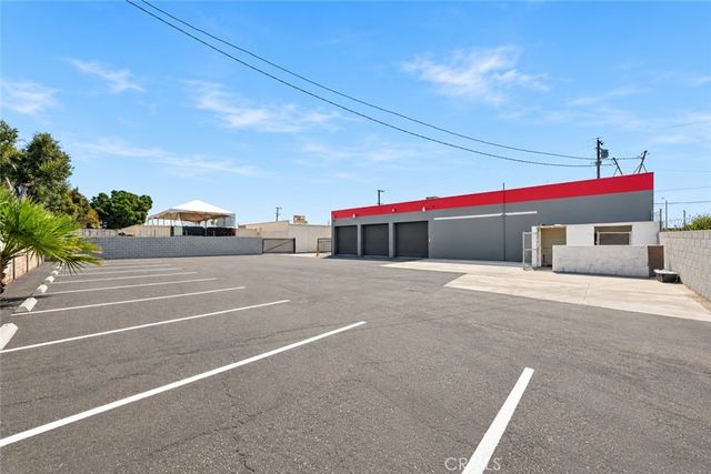 960 West Holt Boulevard, Ontario, CA 91762