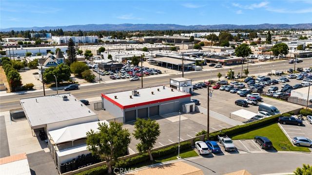 960 West Holt Boulevard, Ontario, CA 91762