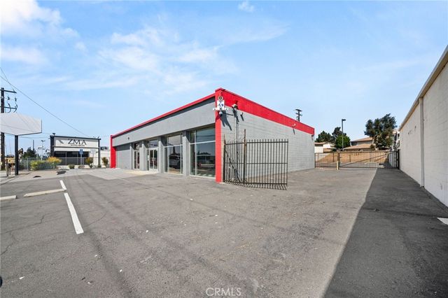 960 West Holt Boulevard, Ontario, CA 91762
