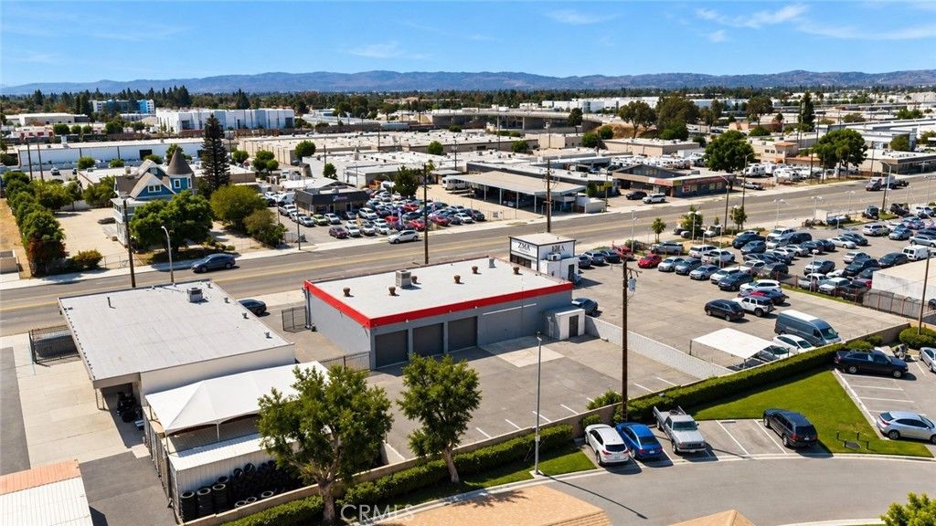 960 West Holt Boulevard, Ontario, CA 91762 — photo 3