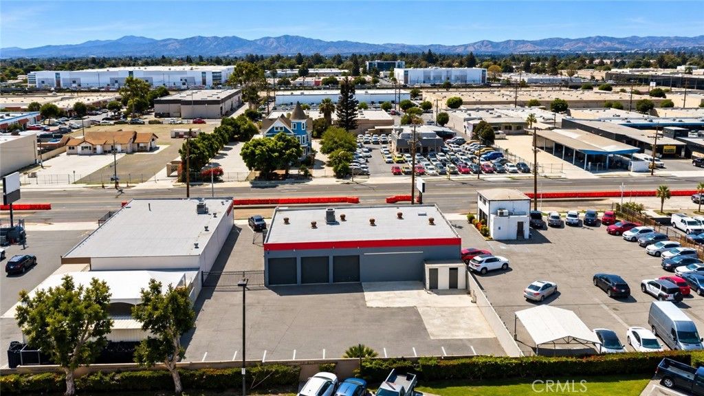 960 West Holt Boulevard, Ontario, CA 91762 — photo 5
