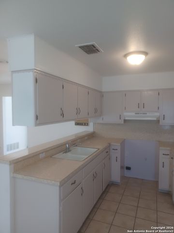 7323 Canterfield, San Antonio, TX 78240