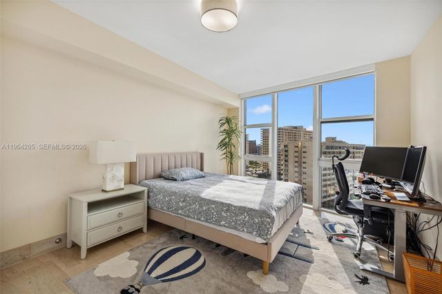 1800 S Ocean Dr 1010, Hallandale Beach, FL 33009