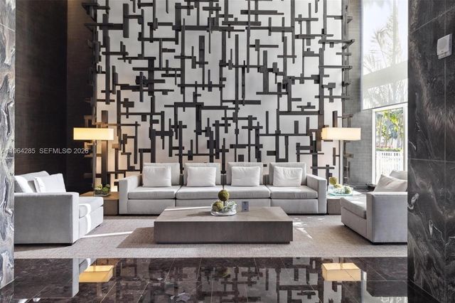 1800 S Ocean Dr 1010, Hallandale Beach, FL 33009