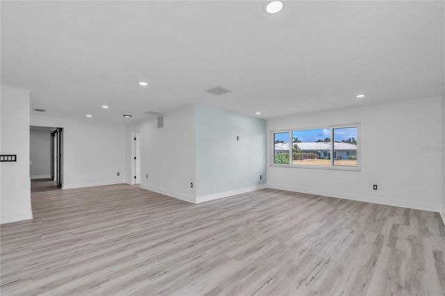 6522 11TH AVENUE W, Bradenton, FL 34209