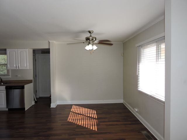 18 E Rocket Circle, Park Forest, IL 60466