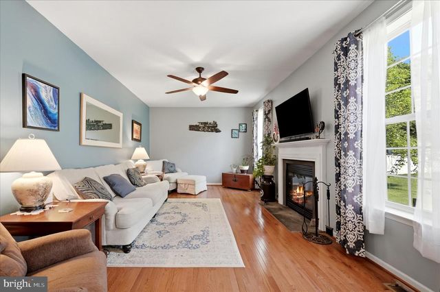 561 CHICKAMAUGA DR, Harpers Ferry, WV 25425