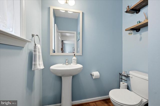 561 CHICKAMAUGA DR, Harpers Ferry, WV 25425