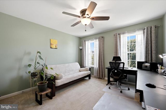561 CHICKAMAUGA DR, Harpers Ferry, WV 25425