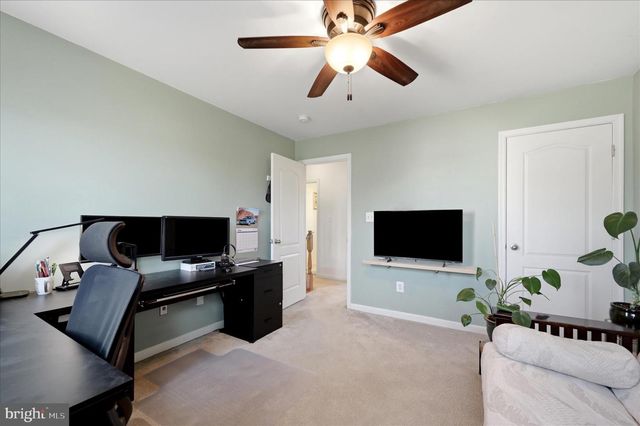 561 CHICKAMAUGA DR, Harpers Ferry, WV 25425