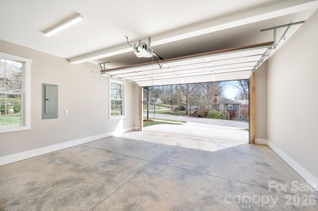 9 Myrtle Lee Cove, Arden, NC 28704