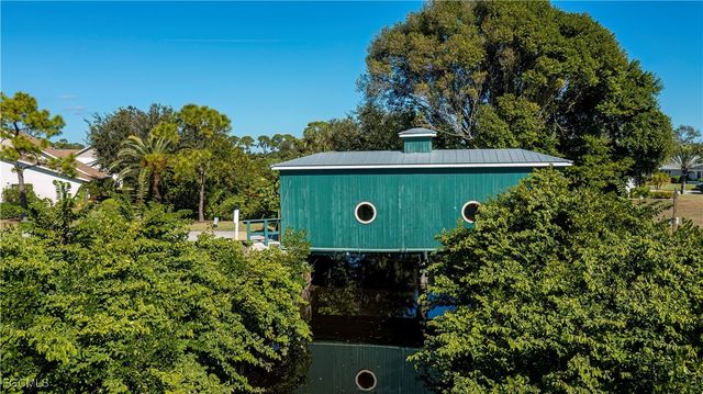 15141 Sam Snead LN, North Fort Myers, FL 33917