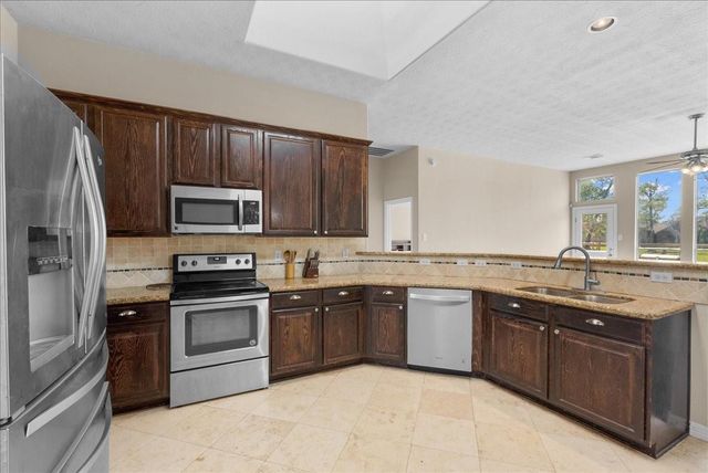 1518 William Trace, Baytown, TX 77523