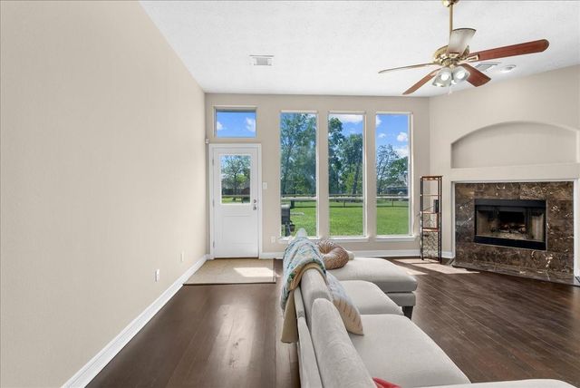 1518 William Trace, Baytown, TX 77523