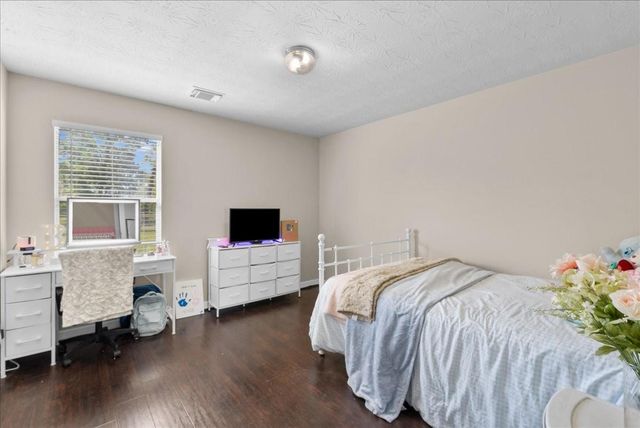 1518 William Trace, Baytown, TX 77523