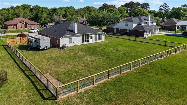 1518 William Trace, Baytown, TX 77523