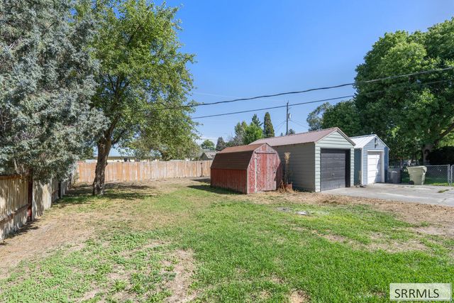 252 W 16th Street, Idaho Falls, ID 83402