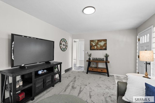 252 W 16th Street, Idaho Falls, ID 83402