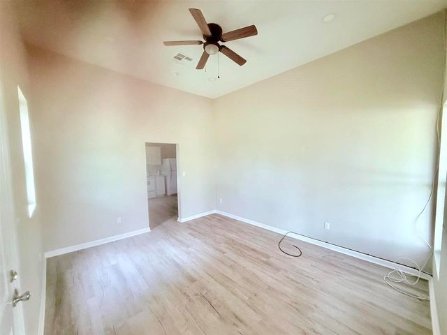 2105 Laurel Avenue A, Beaumont, TX 77701