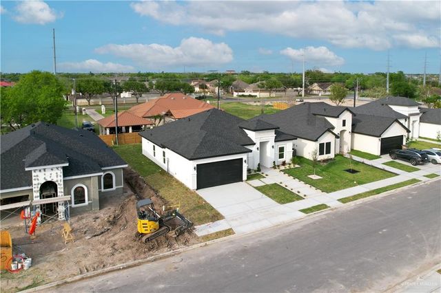 1733 Pinnacle Drive, Edinburg, TX 78542