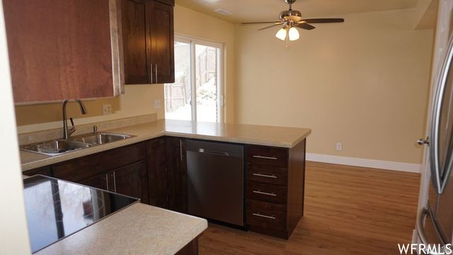 1997 E PARKRIDGE DR, Cottonwood Heights, UT 84121